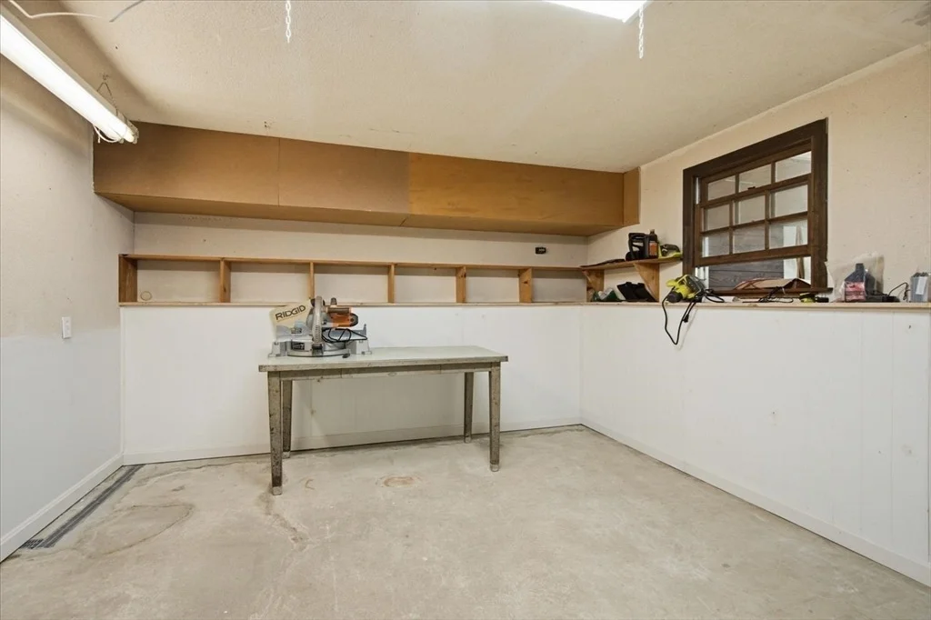 Photo of 10 Buttonwood Rd