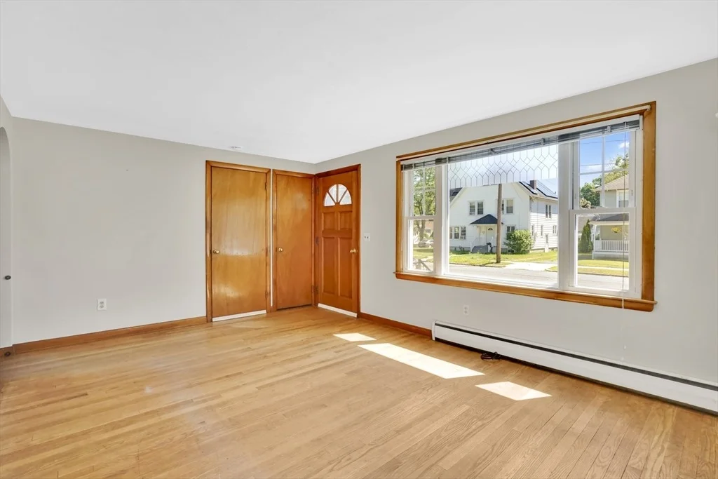Photo of 267 Connecticut Ave