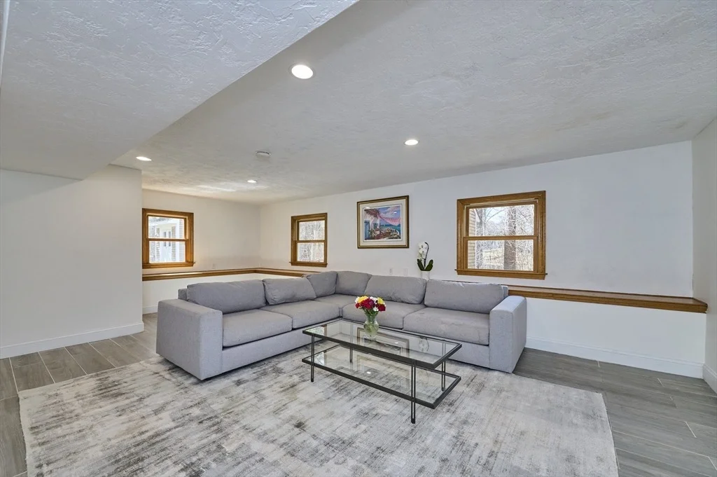 Photo of 42 Troutbrook Road