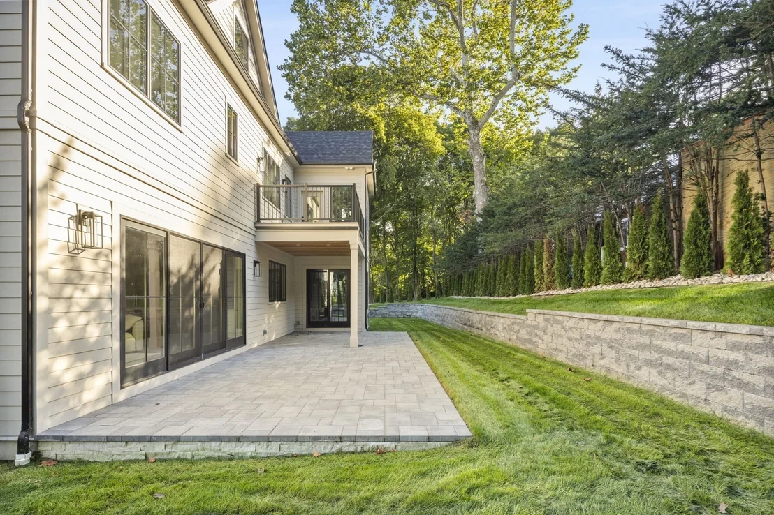 Photo of 125 Allen Ave
