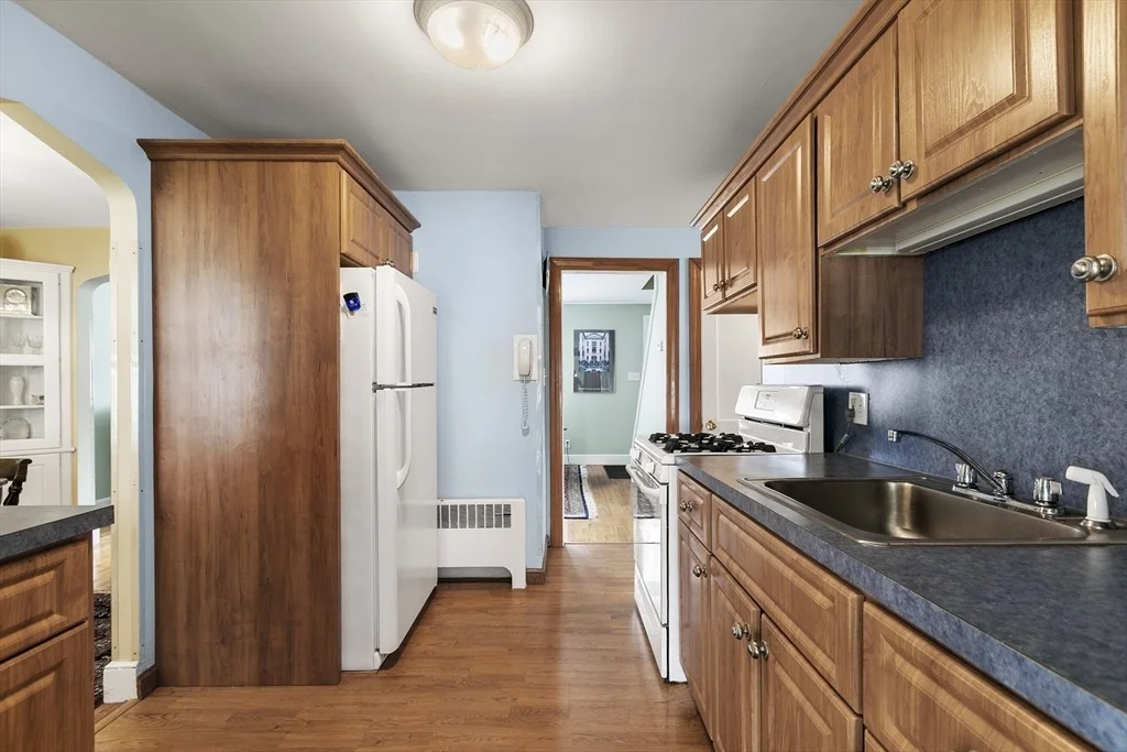 Photo of 43 Longmeadow Road