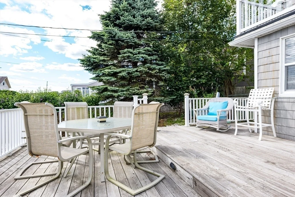 Photo of 54 Bayview Ave