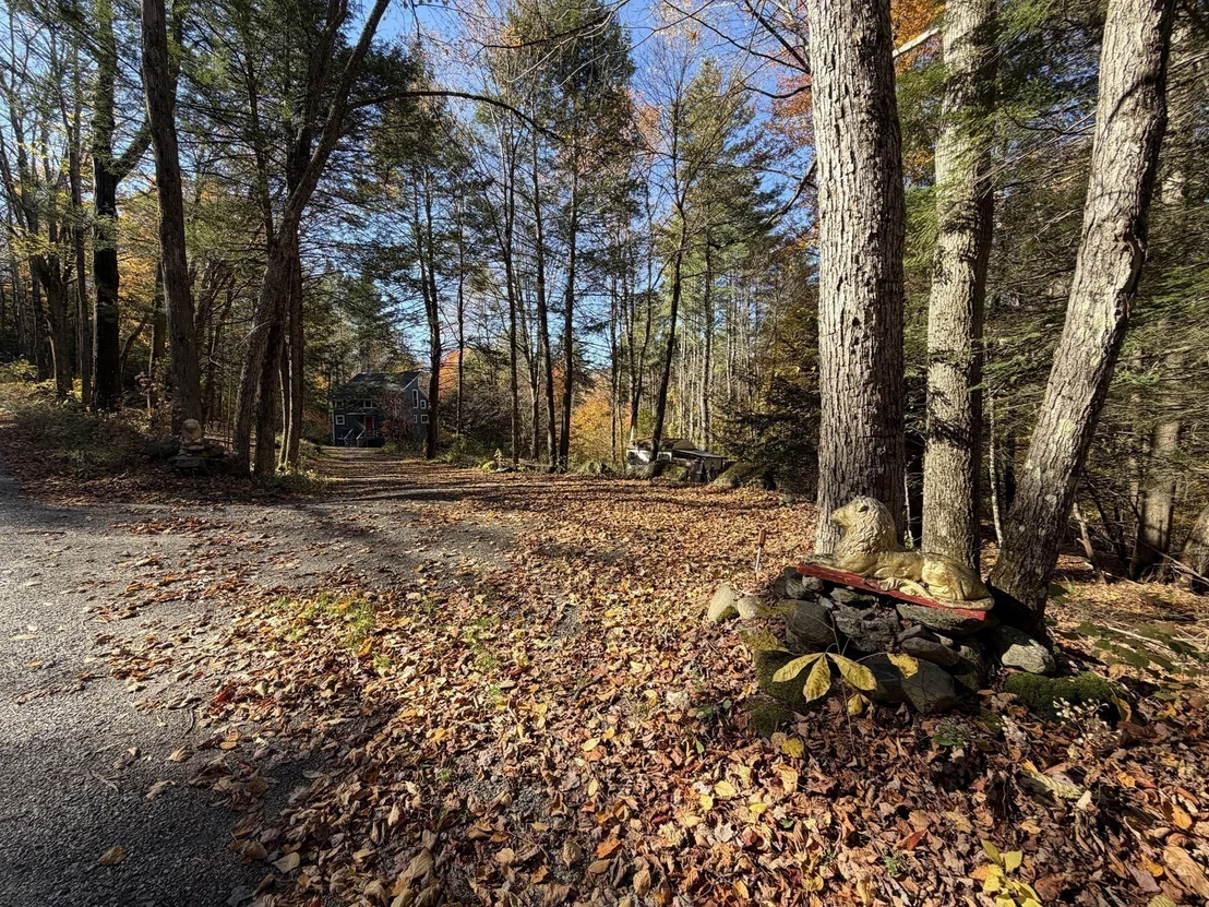 Photo of 232 River Rd