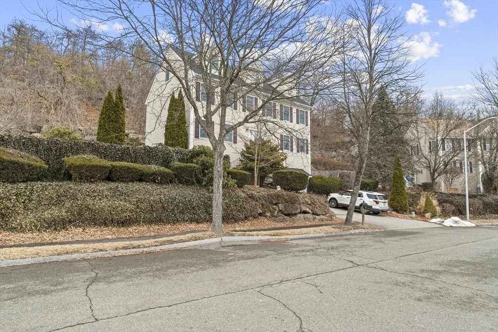 Photo of 7 Litchfield Road