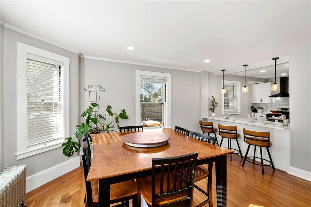 Photo of 8 Arlington Ave