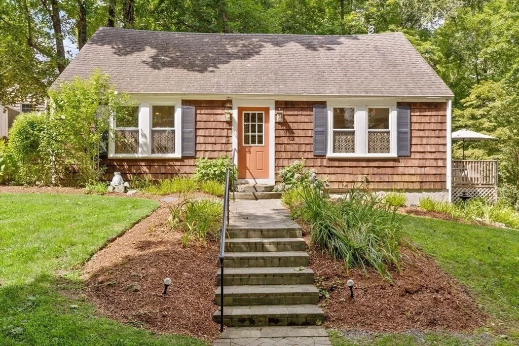 Photo of 168 Ames St