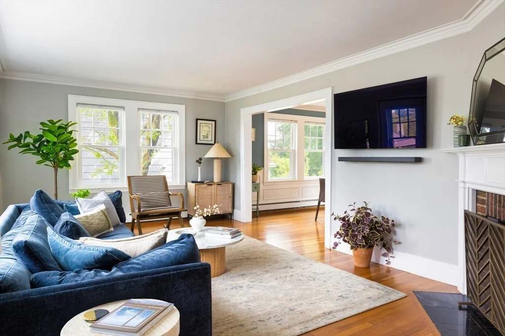 Photo of 18 Wolcott Rd