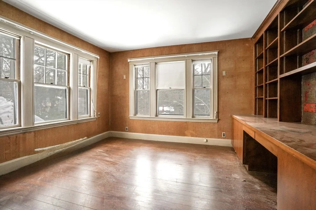 Photo of 1438 Beacon St