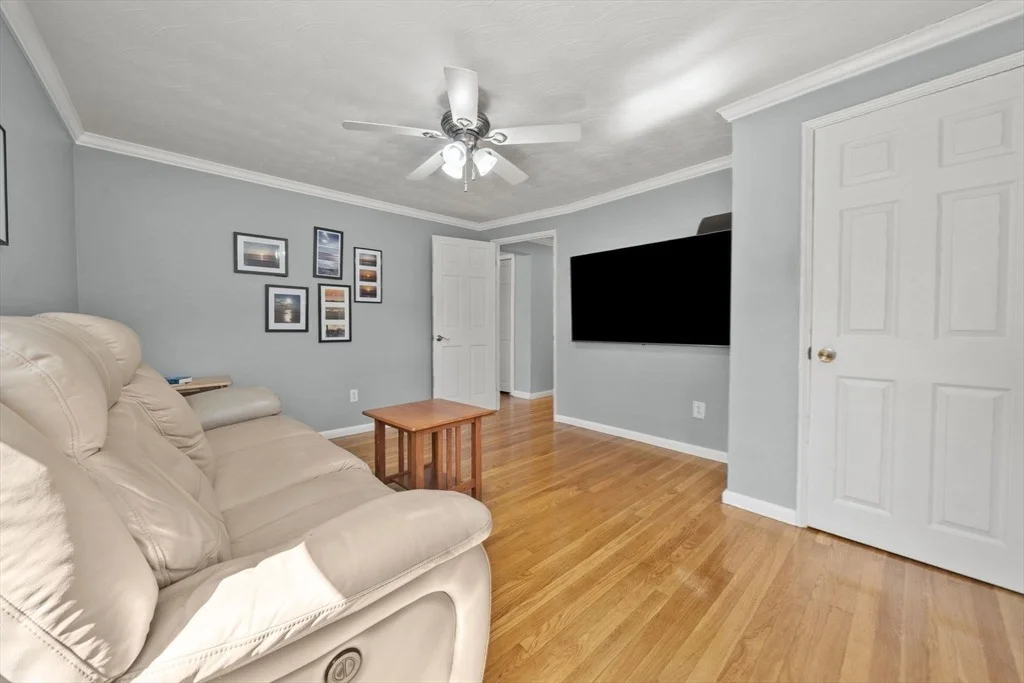 Photo of 2 Sonrel St