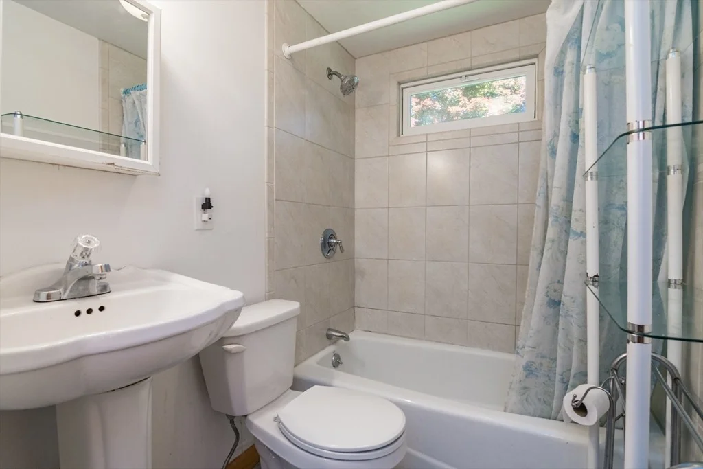 Photo of 181 Sessions Dr.