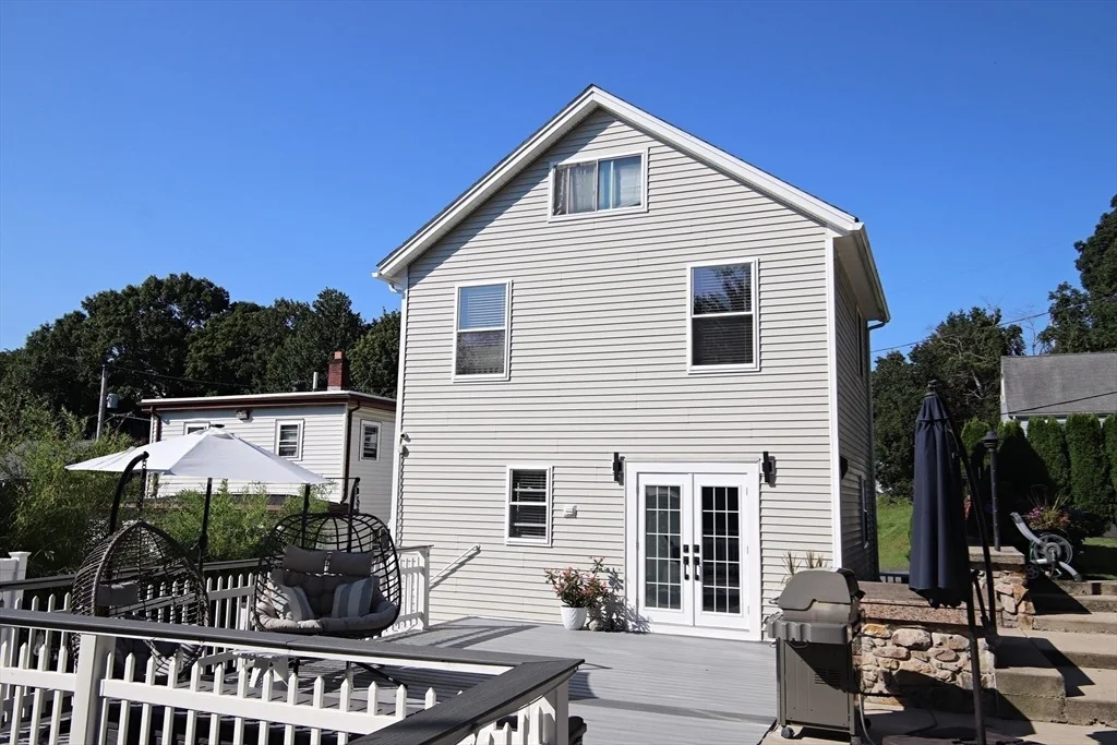 Photo of 27 Overlea Avenue