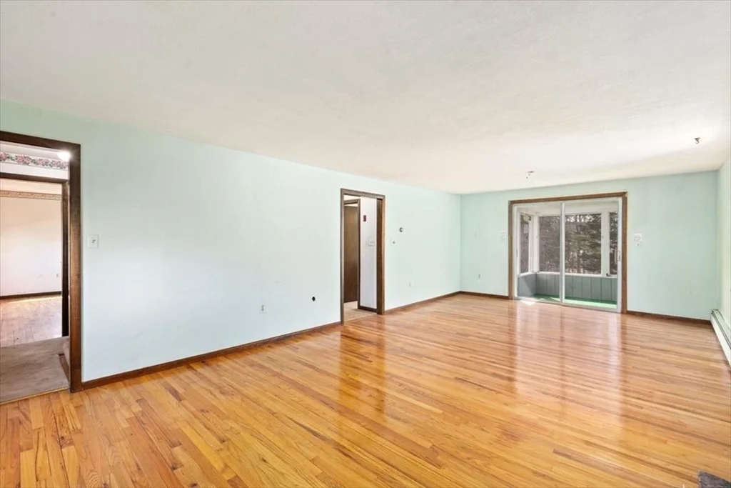 Photo of 21 Bayberry Rd