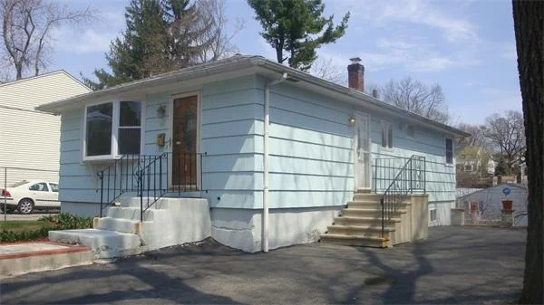Photo of 40 Alsada Drive
