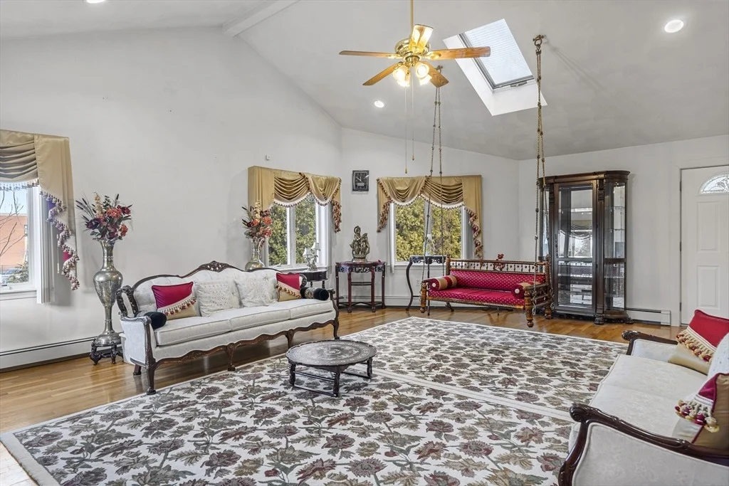 Photo of 5 Arlyn Rd