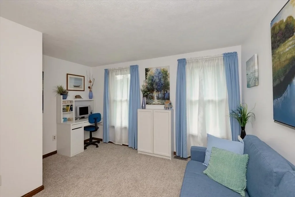 Photo of 52 Sandy Pond Rd