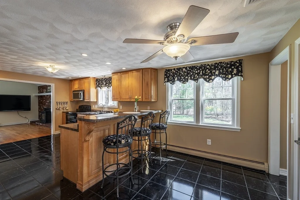 Photo of 91 Scribner Rd