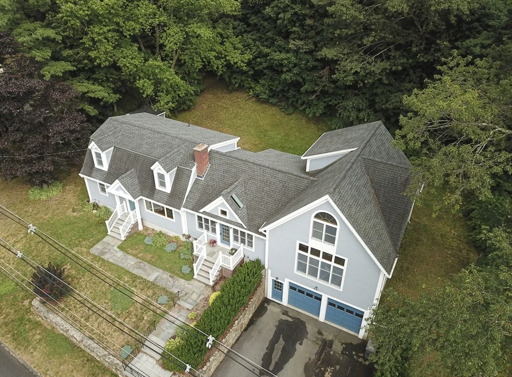 Photo of 18 Crestview Dr
