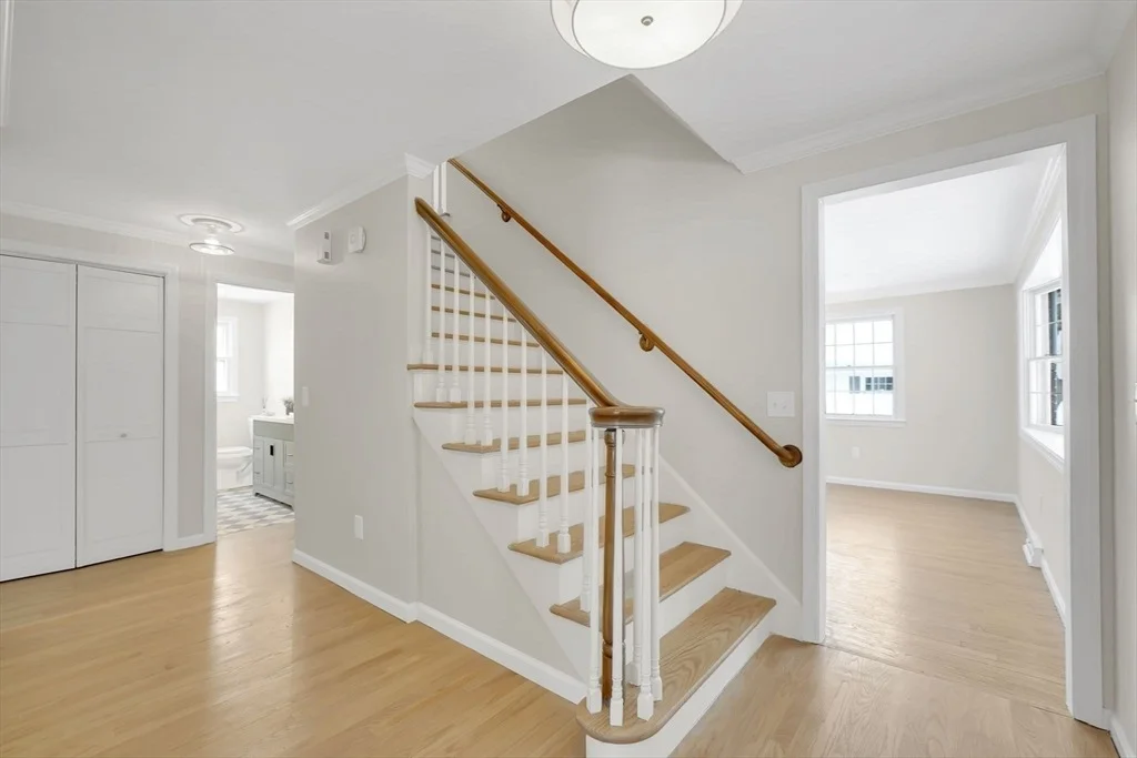Photo of 59 Lawrence Dr