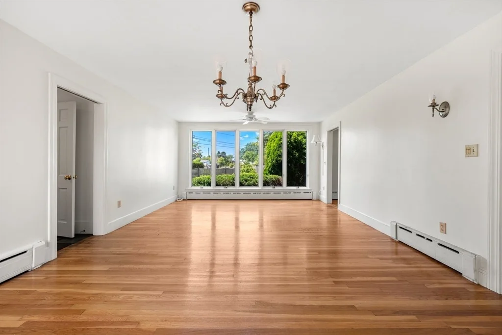 Photo of 5 Winter Island Rd
