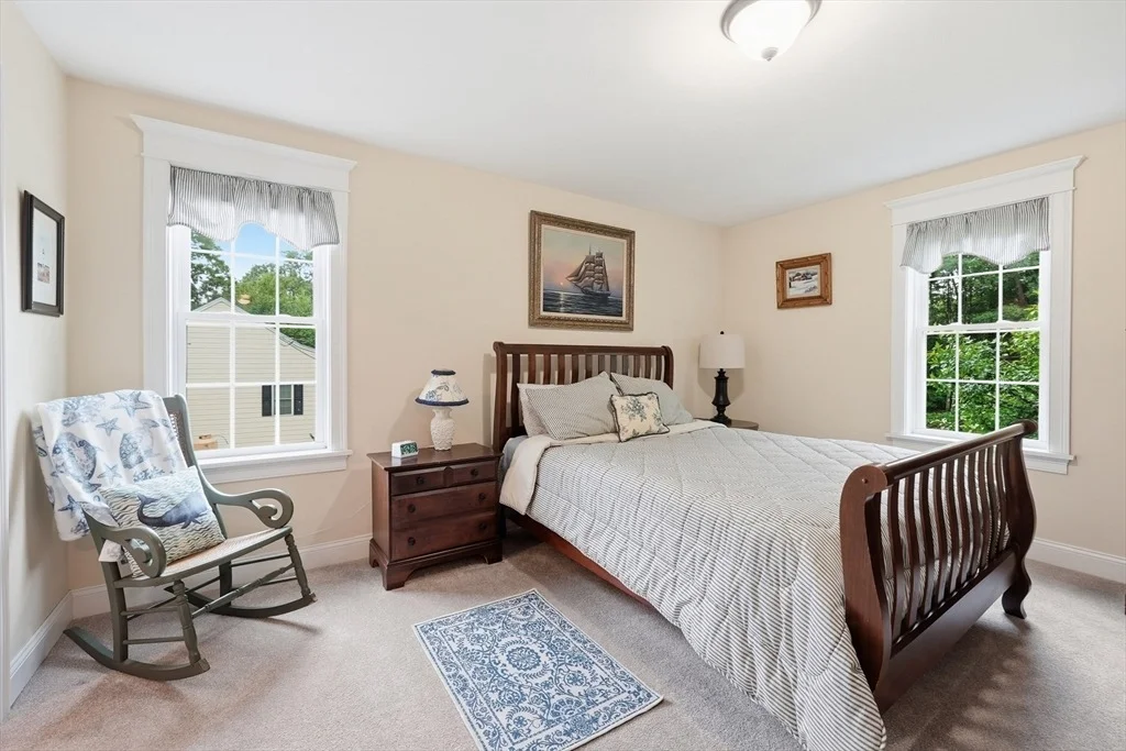 Photo of 215 Sarty Rd