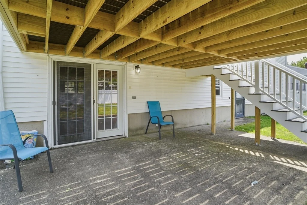 Photo of 10 Barnes Ave