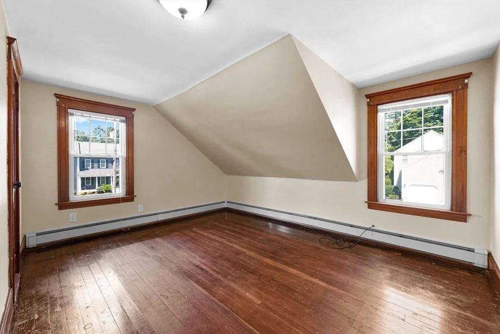 Photo of 259 Main St