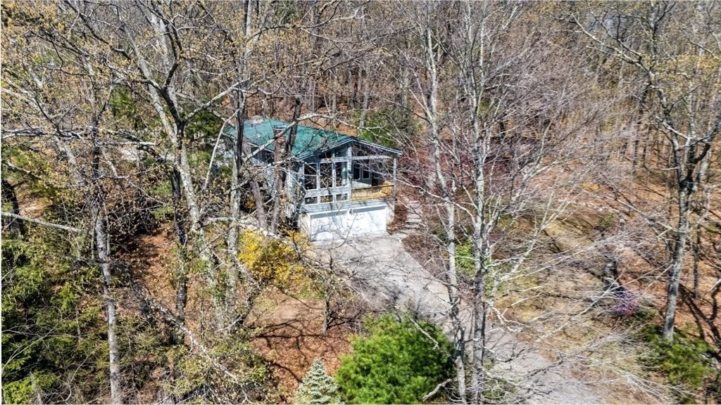 Photo of 6 High Hill