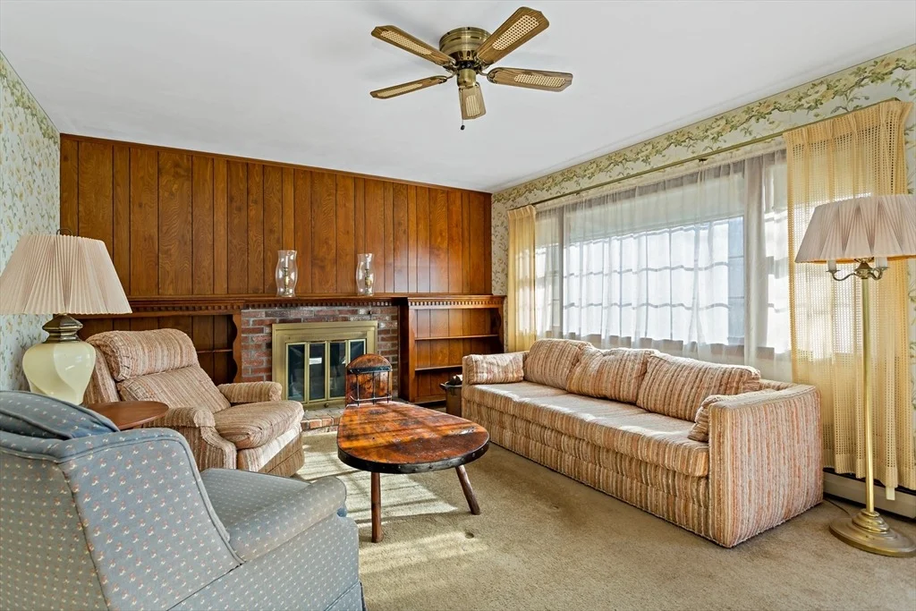 Photo of 34 Hamden Cir