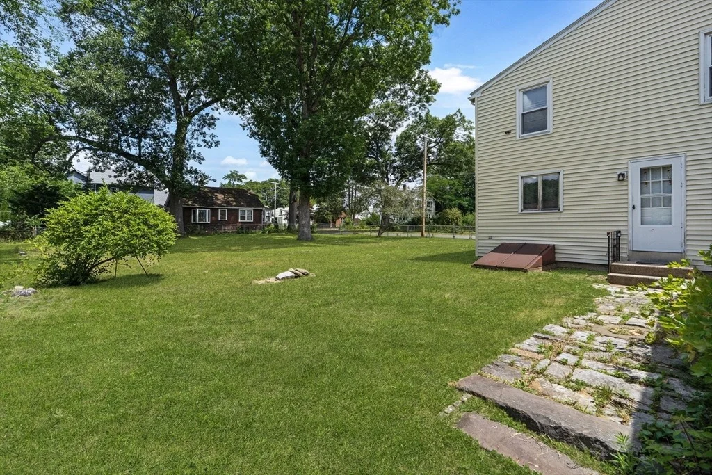 Photo of 25 Prince Avenue