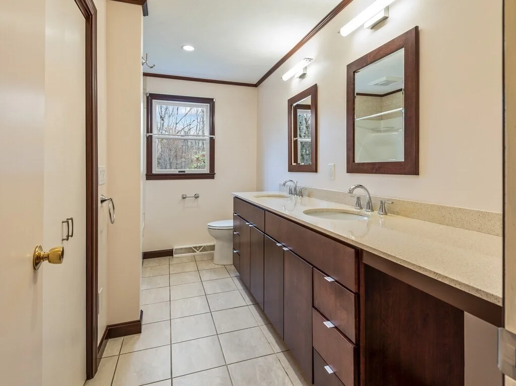 Photo of 21 Hutchinson Rd.
