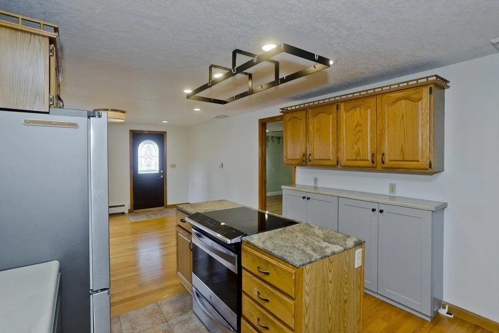 Photo of 25 Andover Rd