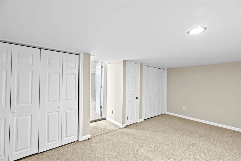 Photo of 2 Plumfield Ln.