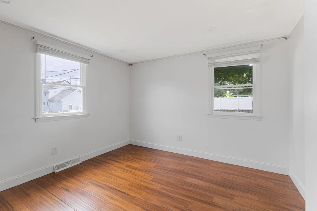 Photo of 306 Chestnut St