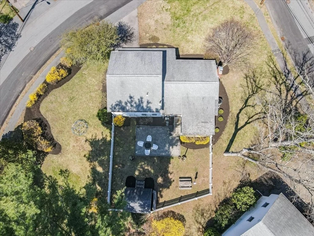 Photo of 137 Robert Rd