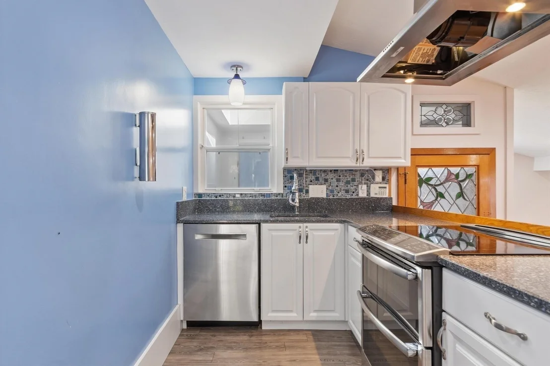 Photo of 111 Bass Ave