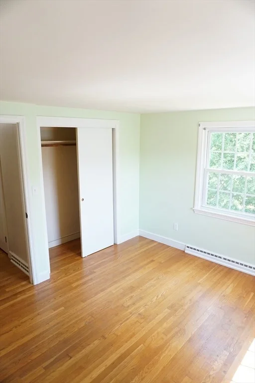 Photo of 40 Miriam Ln