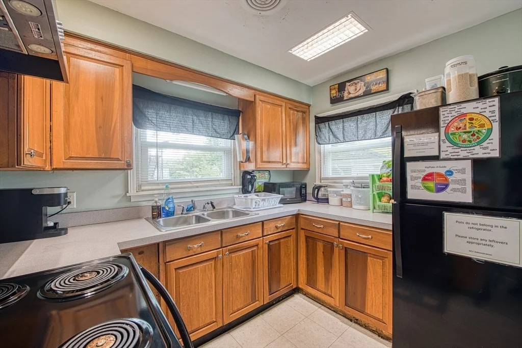 Photo of 499 Maple St