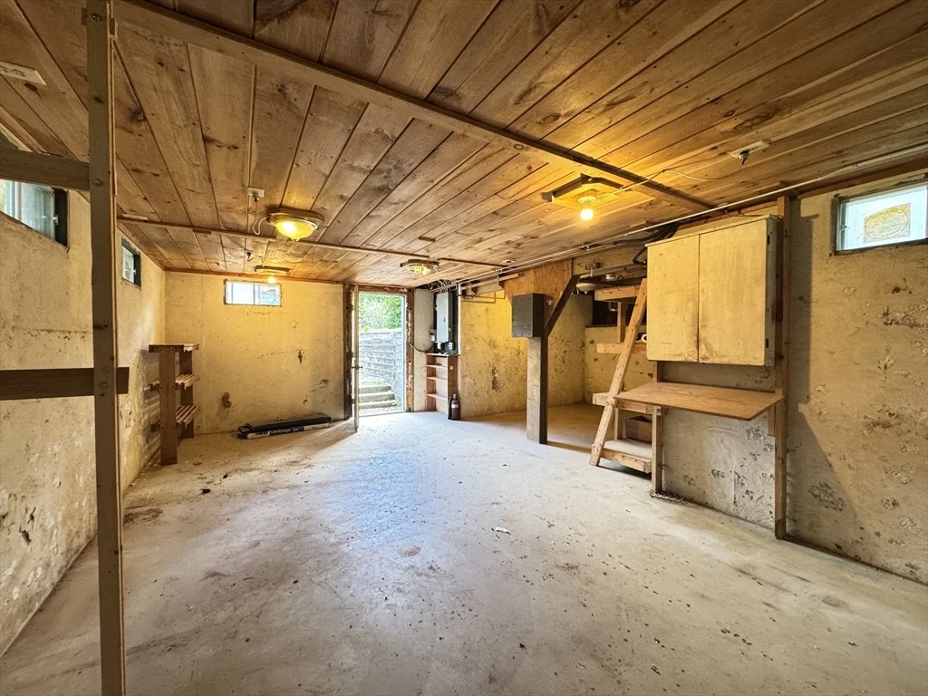 Photo of 97 Shelburne Road
