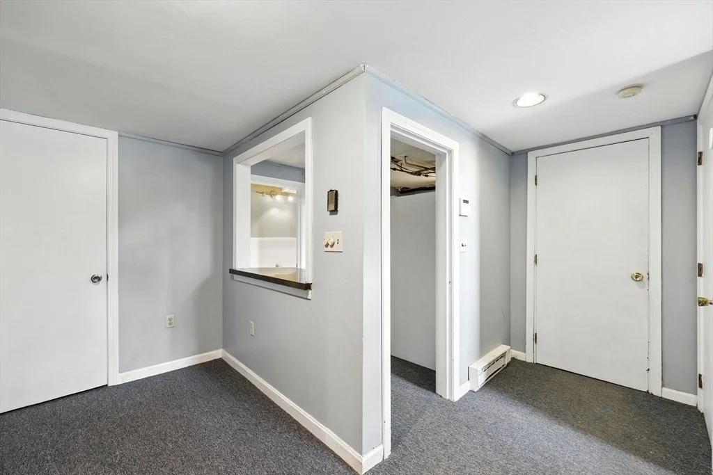Photo of 4 Claren Dr