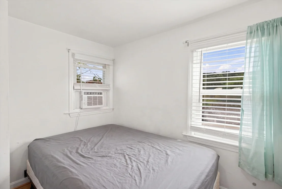 Photo of 166 Sandwich Rd