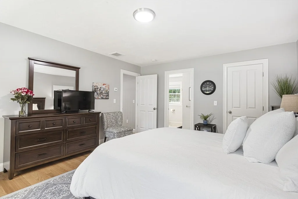 Photo of 87 Martin Rd