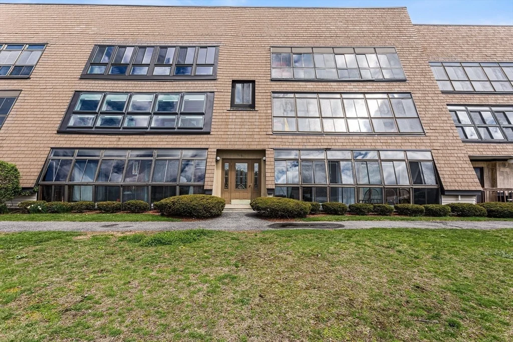 Photo of Unit 3 at 7 Eaglehead Ter