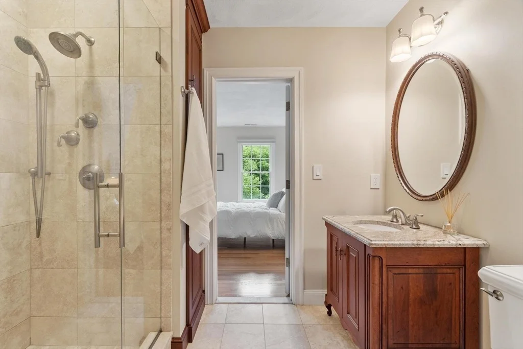 Photo of 33 Nutmeg Ln
