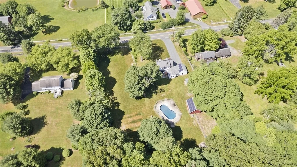 Photo of 138 Vining Hill Rd