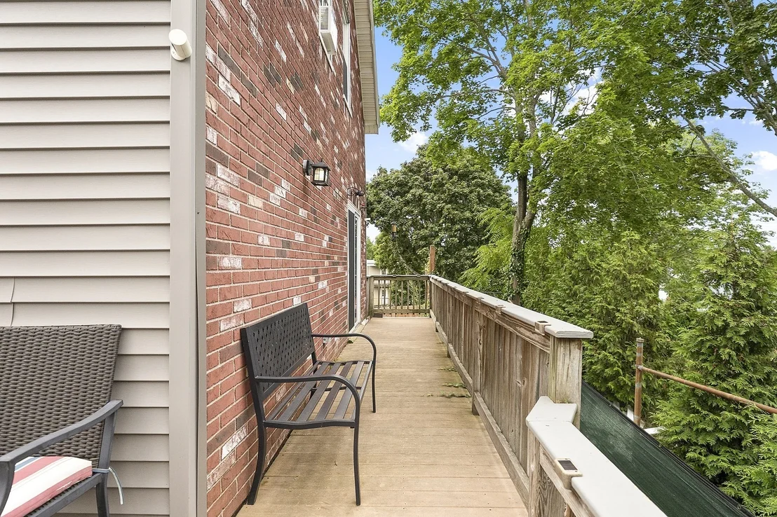 Photo of 10 Windsor Ave