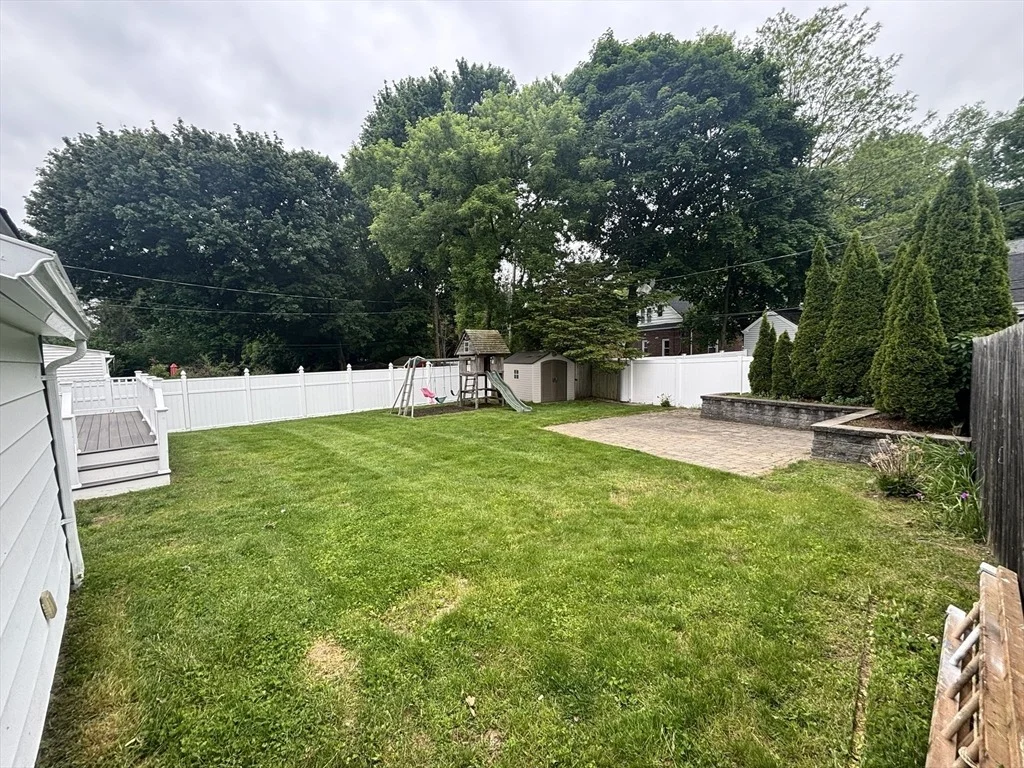 Photo of 251 May St