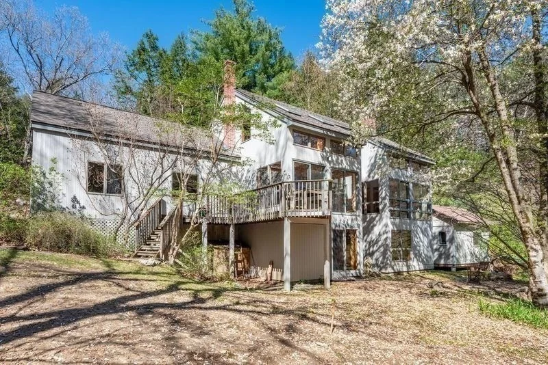 Photo of 20 Lawton Rd