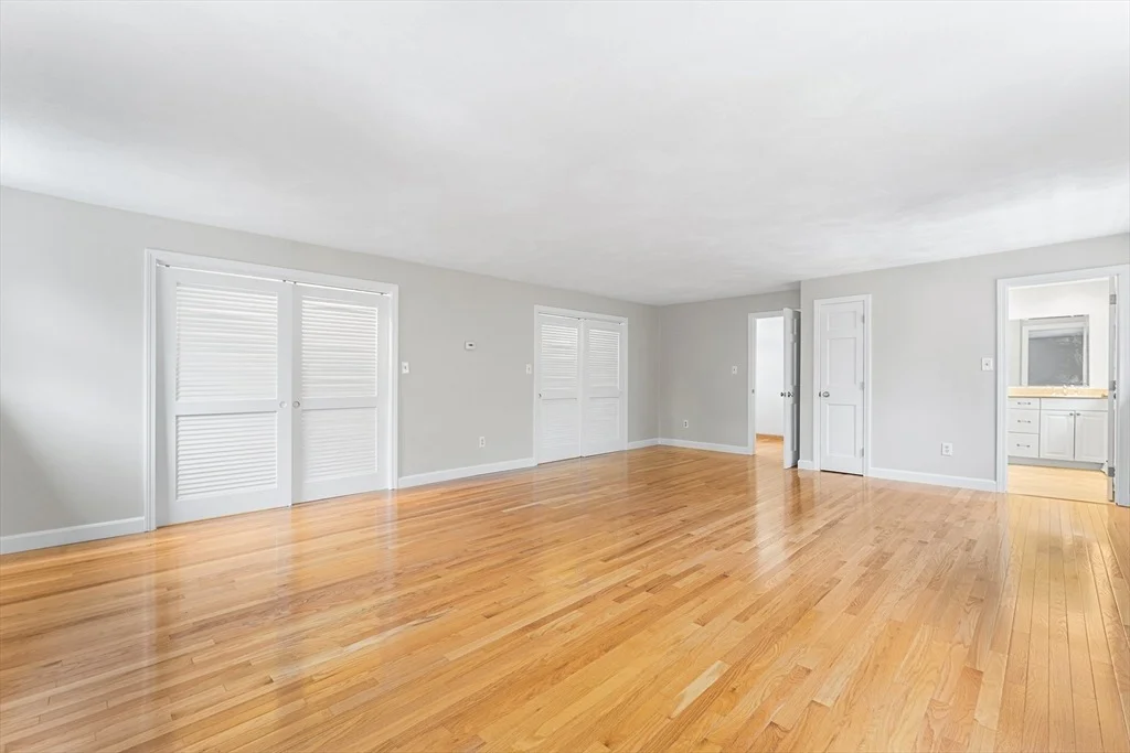 Photo of 33 Dascomb Rd
