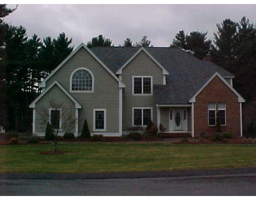Photo of 38 Commonwealth Circle