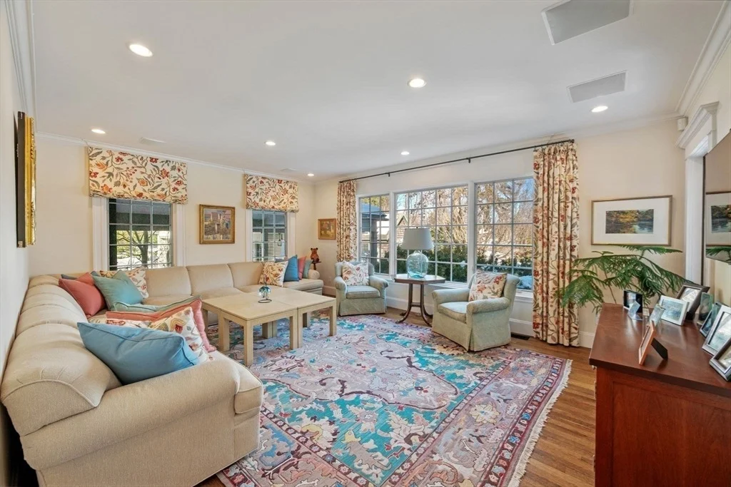 Photo of 45 Forest Ave